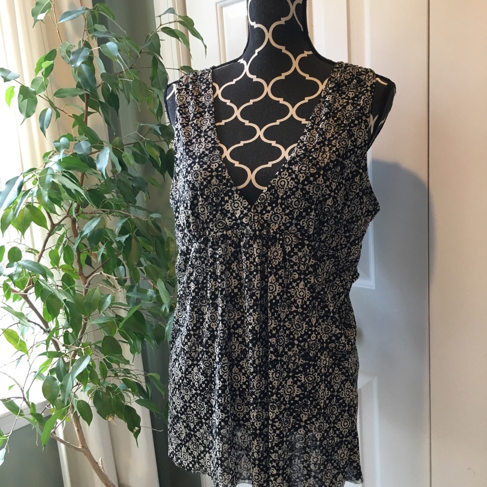 Micheal Kors sleeveless top